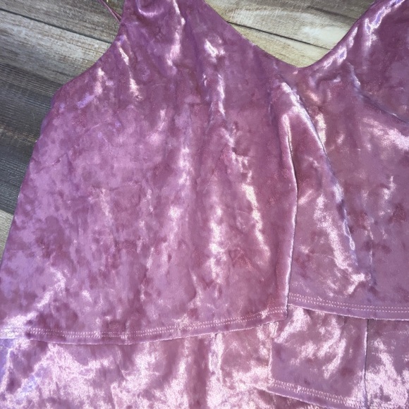 Woman’s Express velvet tank top size medium - Picture 2 of 5